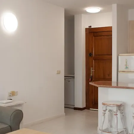 Windsor Park 2 Bedrooms * Costa Adeje (Tenerife)