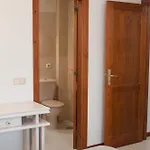 Windsor Park 2 Bedrooms Costa Adeje (Tenerife)