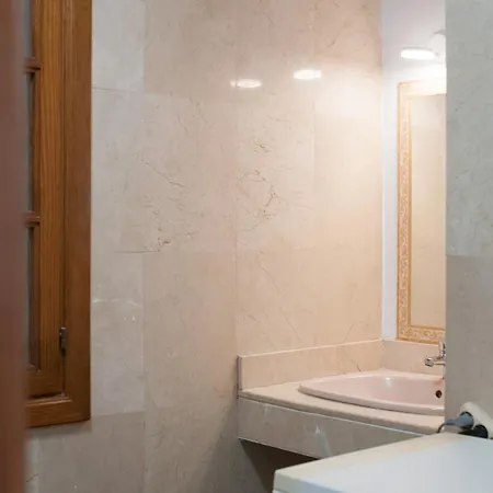 Windsor Park 2 Bedrooms Διαμέρισμα *
